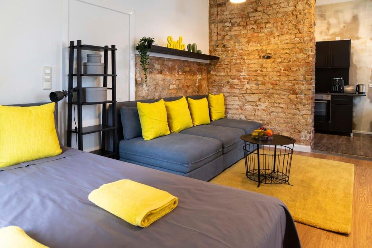 Shabby Chic Plus Self Checkin And Free Street Parking 베를린 외부 사진